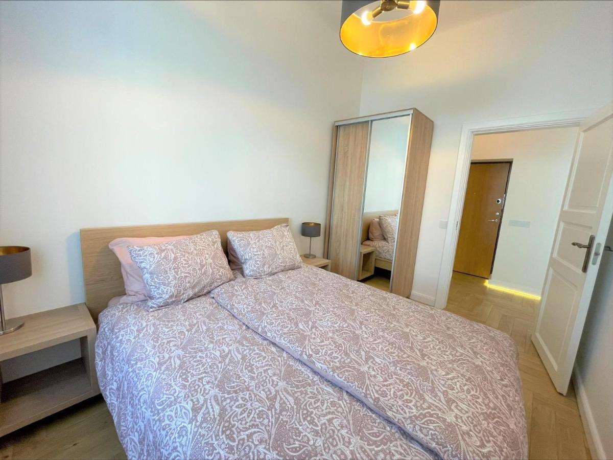 Picturesque Old Town Apartment With Charming Balcony Kaunas Buitenkant foto