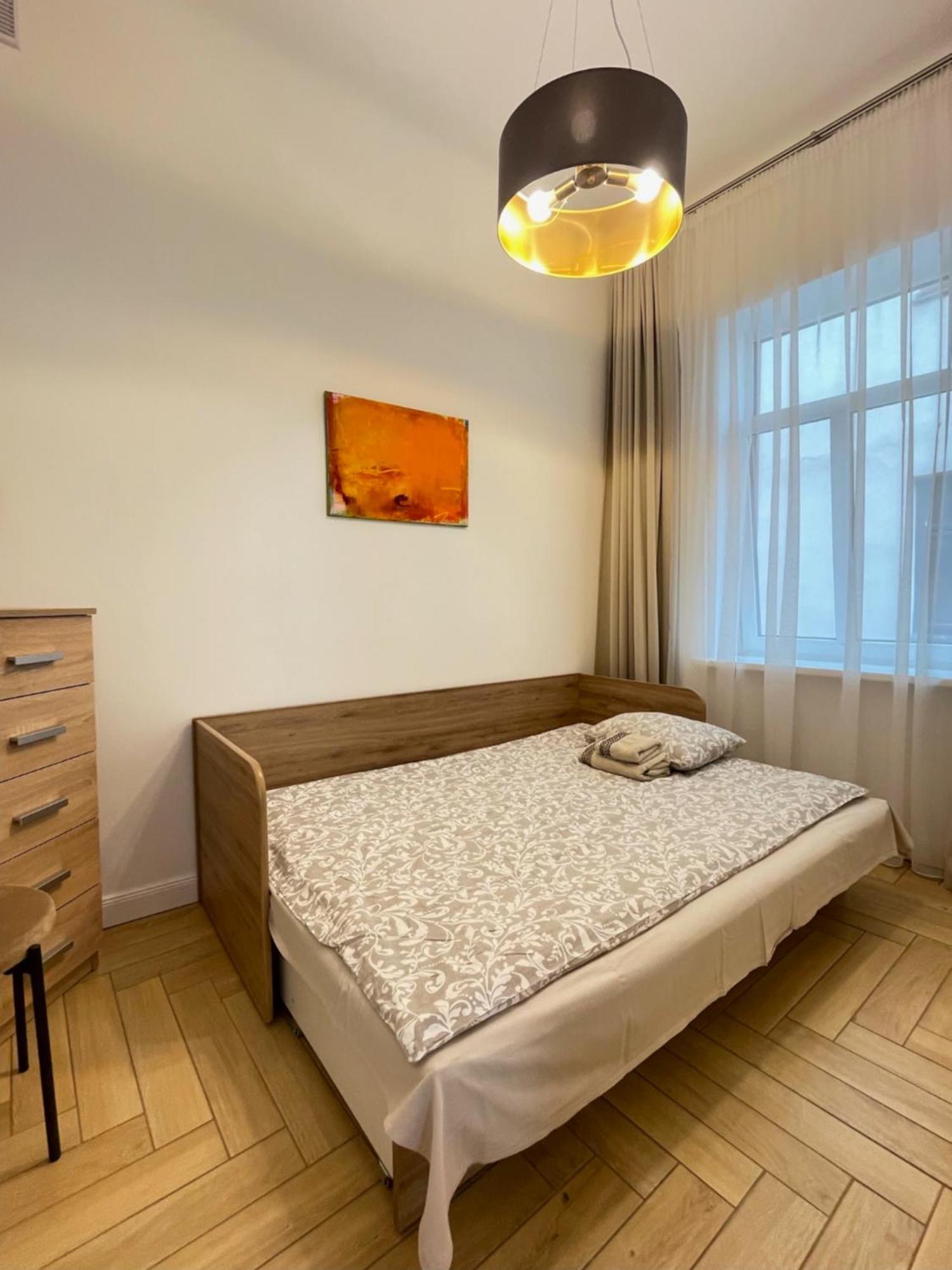 Picturesque Old Town Apartment With Charming Balcony Kaunas Buitenkant foto